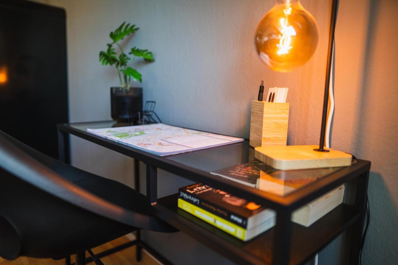 Deluxe Apartment I Klimaanlage I Tiefgarage I Balkon I Wlan Магдебург Екстериор снимка
